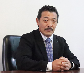 代表取締役